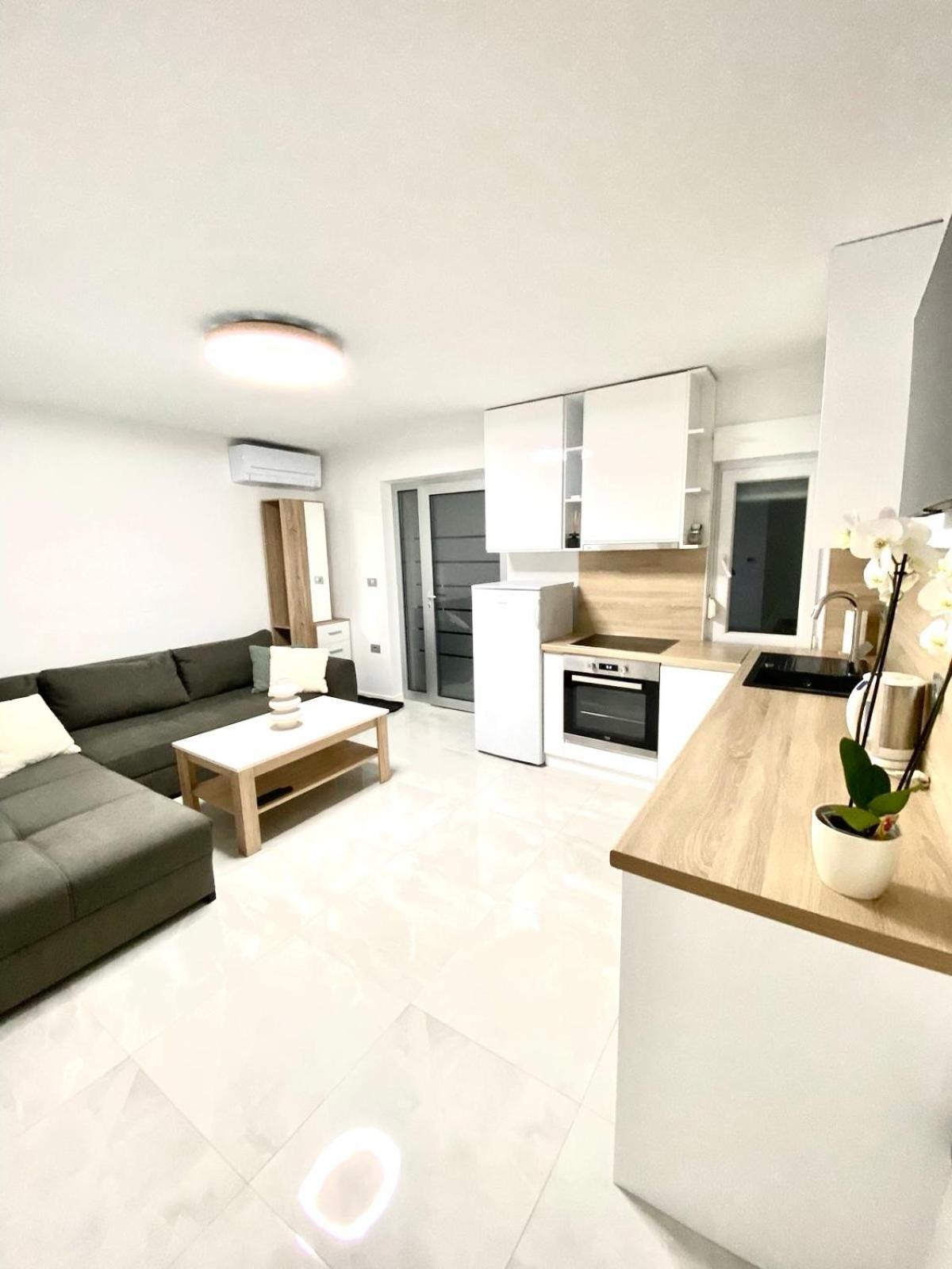 Seaview Villa 코페르 외부 사진